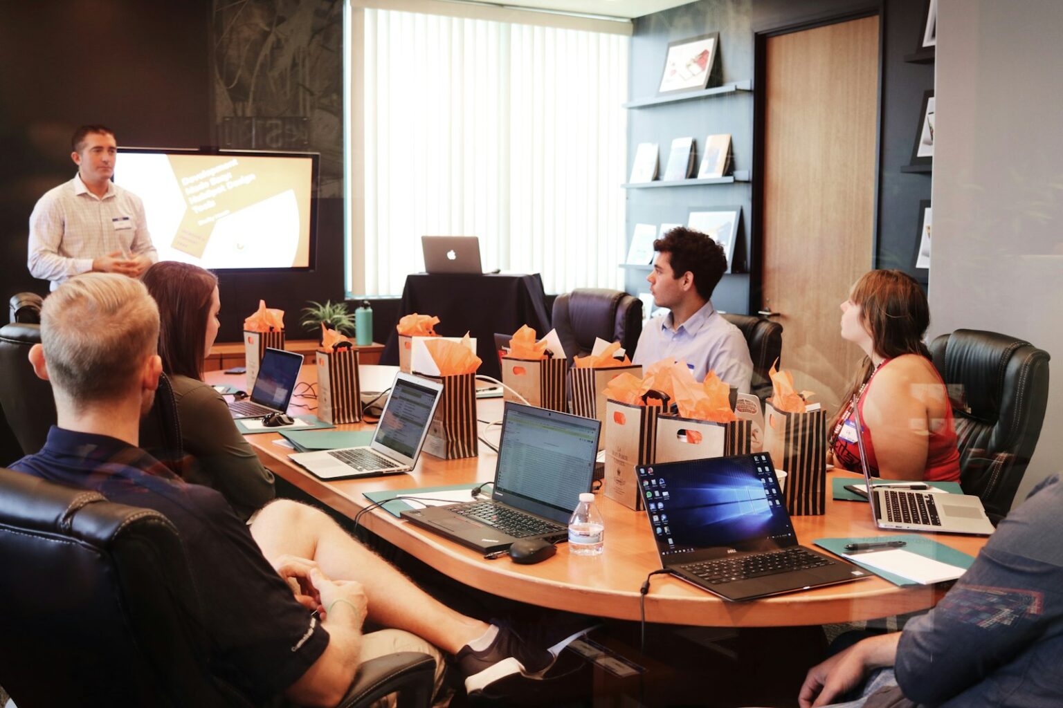 Maximizing B2B Leads: A Guide to Account-Based Marketing