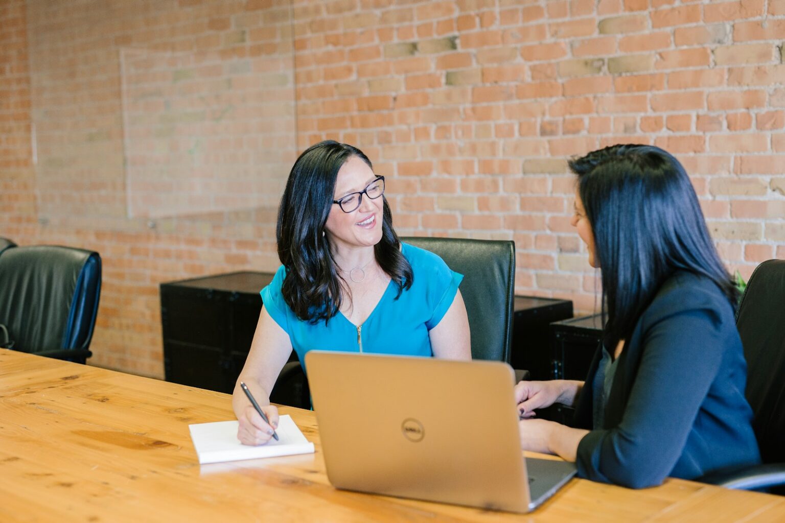 B2B Audience Targeting: Define Accounts Before Outreach B2B Audience Targeting: Define Accounts Before Outreach